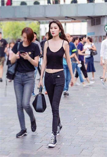 房东与租客游戏怎么玩