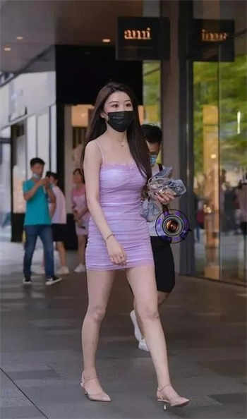 爱情公寓5里的诸葛大力