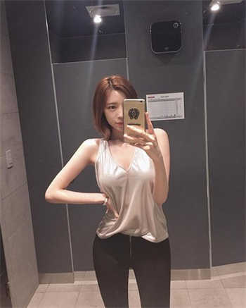 25岁的高中学生删减